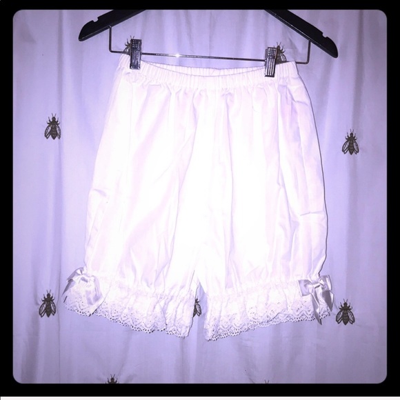 ✨🍭Lolita Ruffle Bow Bloomers🦄✨ - Picture 8 of 8